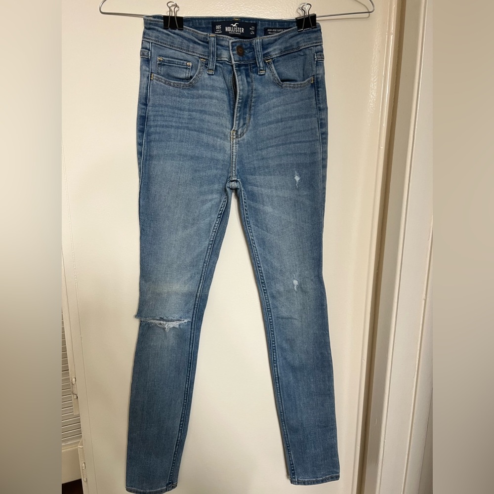 Hollister Jean